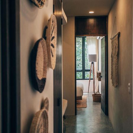 Luxury Jungle Villa-Pvt Pool -100Mbs- Concierge 8A 툴룸 외부 사진
