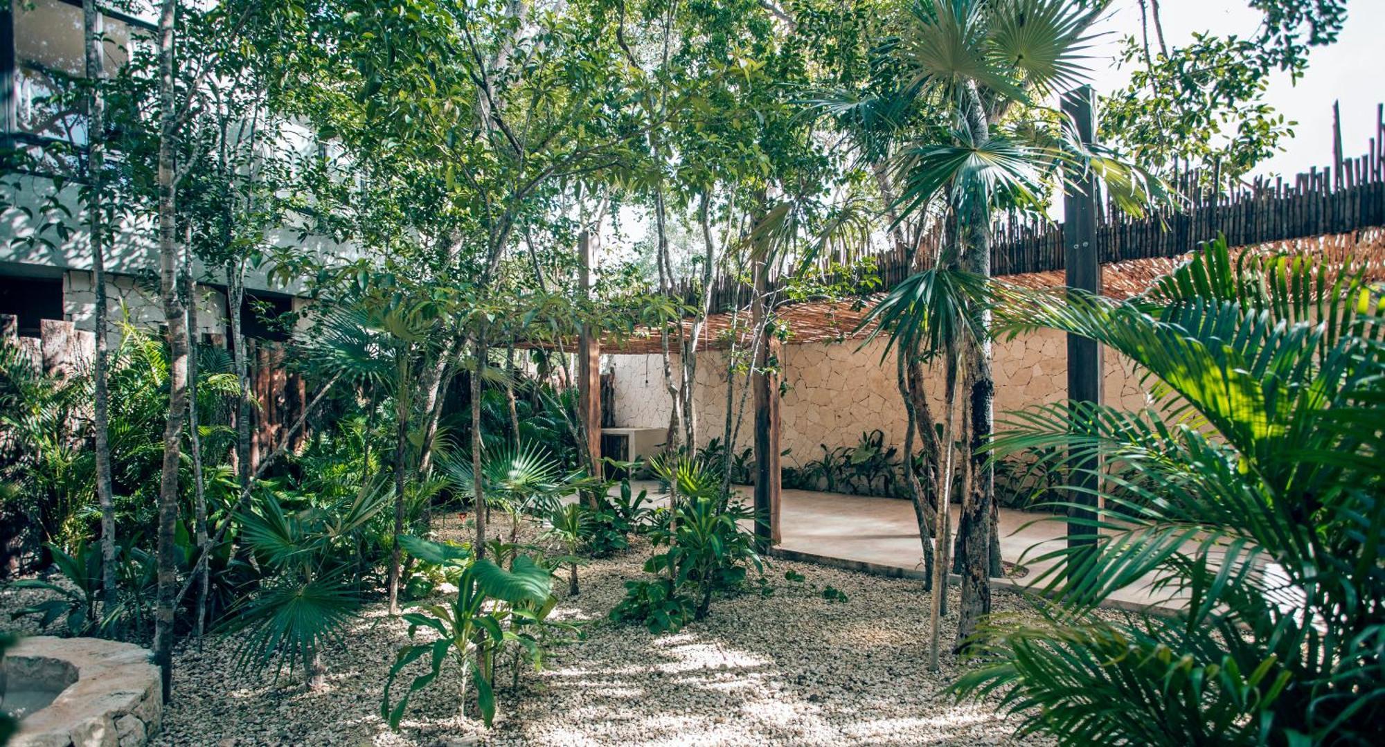 Luxury Jungle Villa-Pvt Pool -100Mbs- Concierge 8A 툴룸 외부 사진