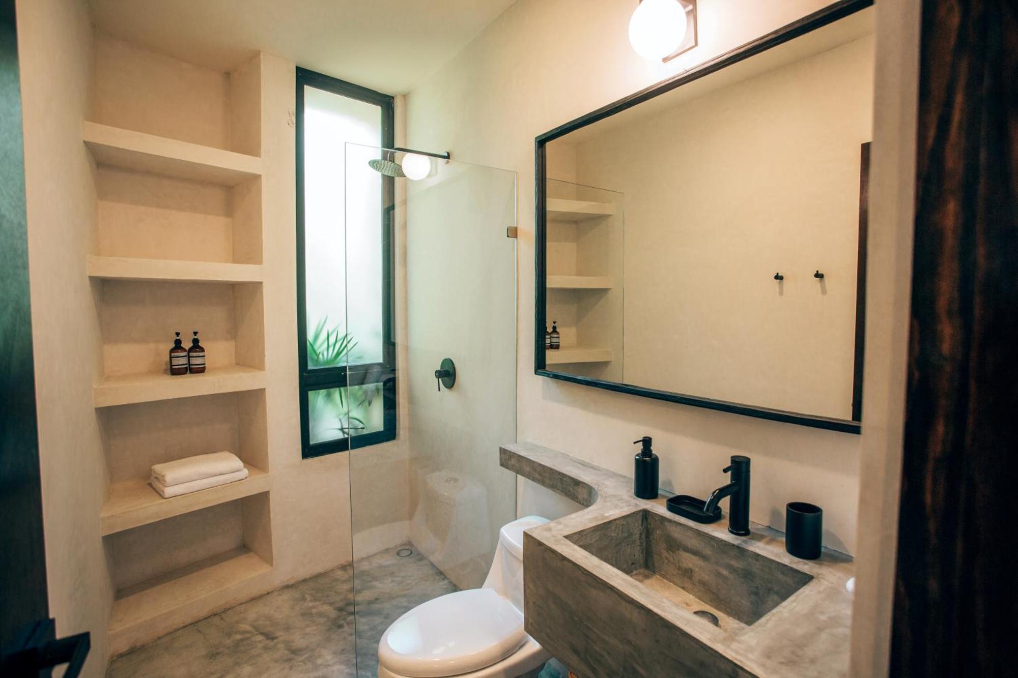 Luxury Jungle Villa-Pvt Pool -100Mbs- Concierge 8A 툴룸 외부 사진